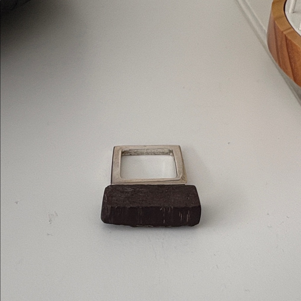 Unique Black Stone Ring - image 7